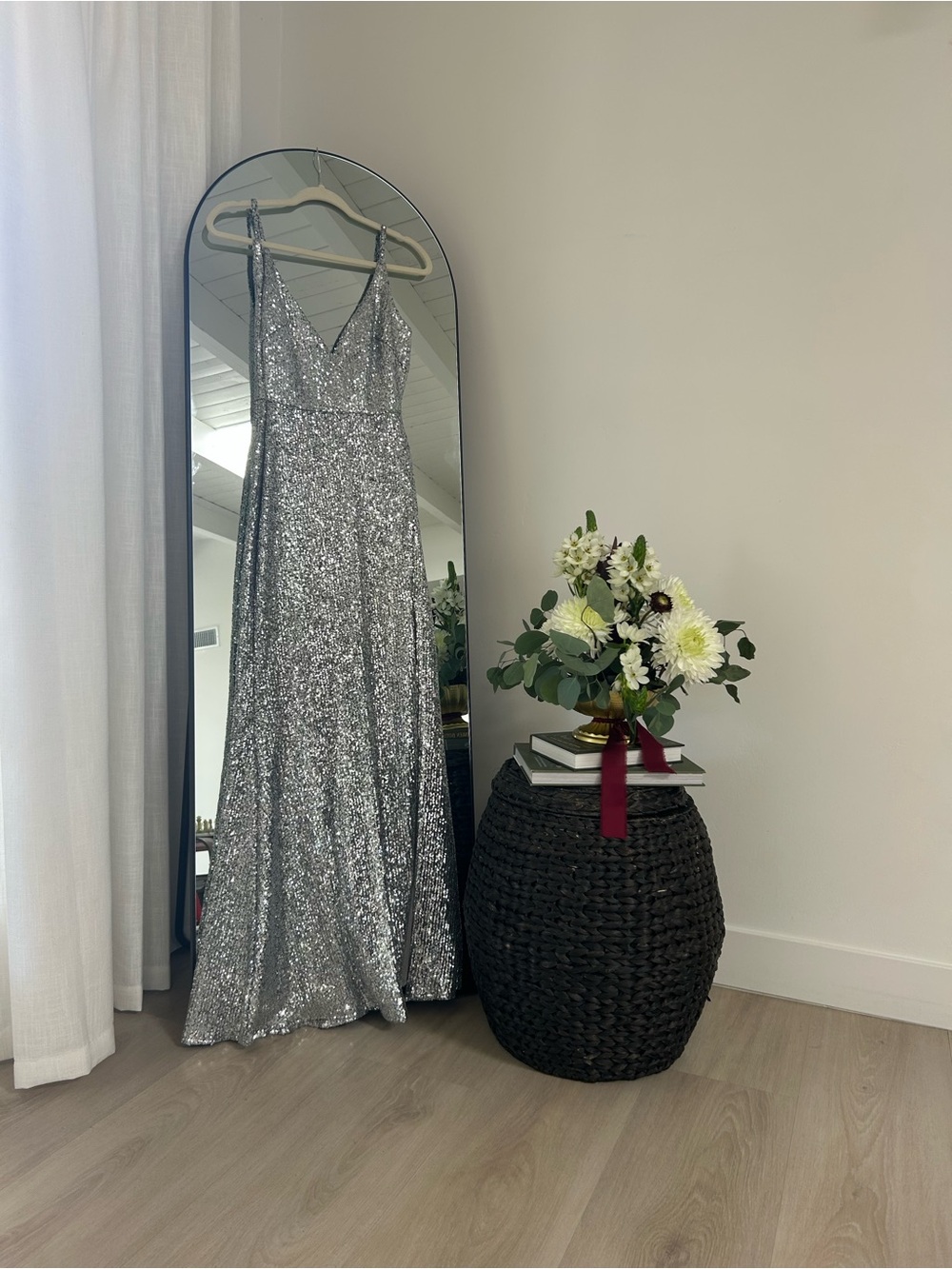 Mac Duggal Silver Sequin V-Neck Evening Gown Size 0 | Altered Petite Fit